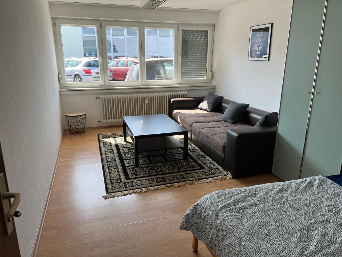 Ferienwohnung Monteurzimmer Karlsruhe Luaran gambar